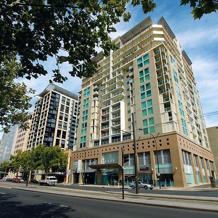 Oaks Adelaide Embassy Suites Kültér fotó