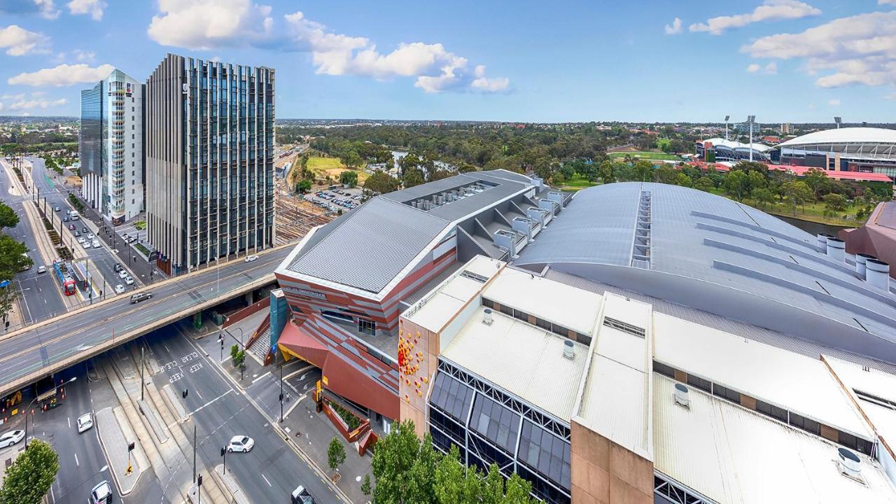 Oaks Adelaide Embassy Suites Kültér fotó