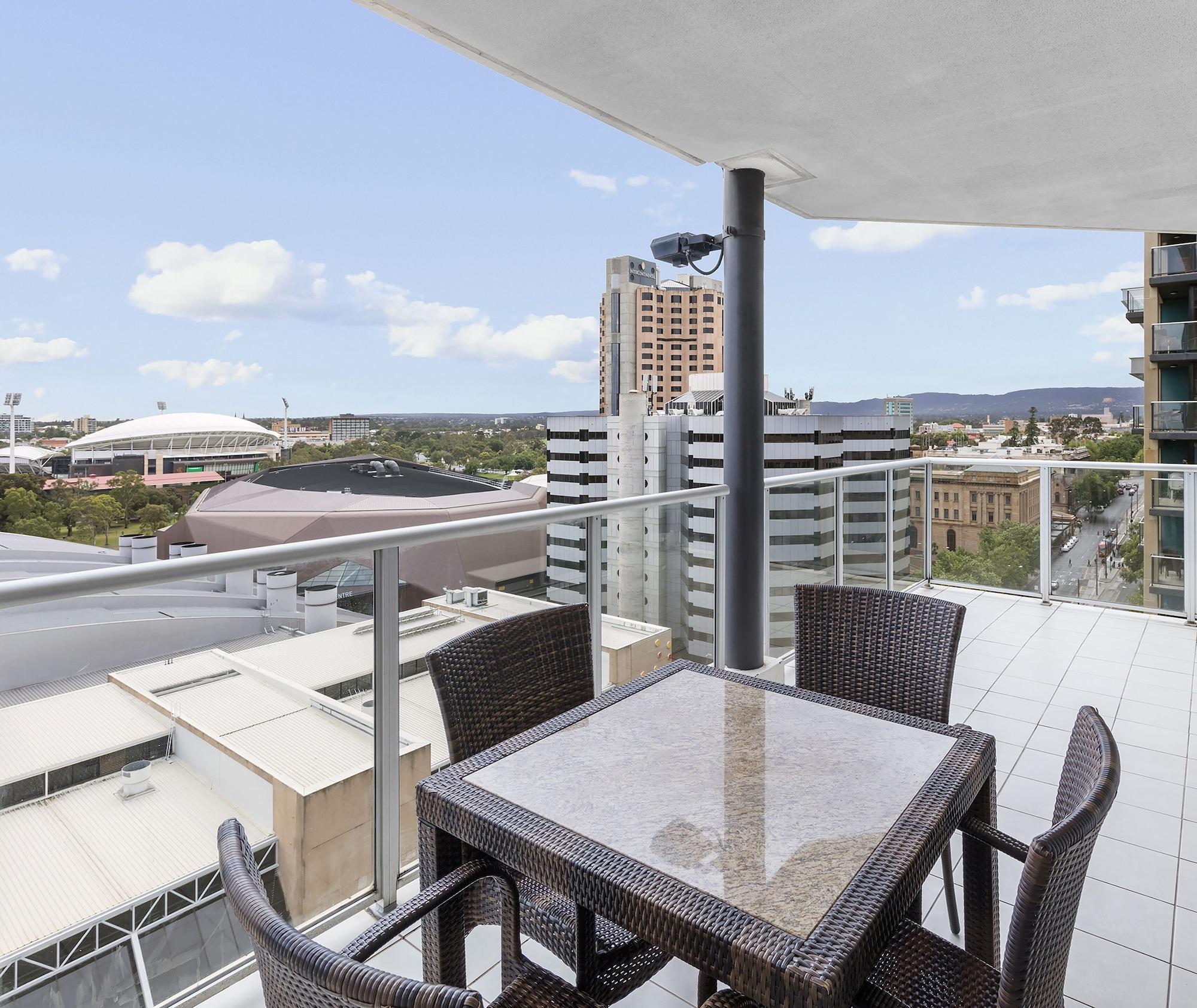 Oaks Adelaide Embassy Suites Kültér fotó