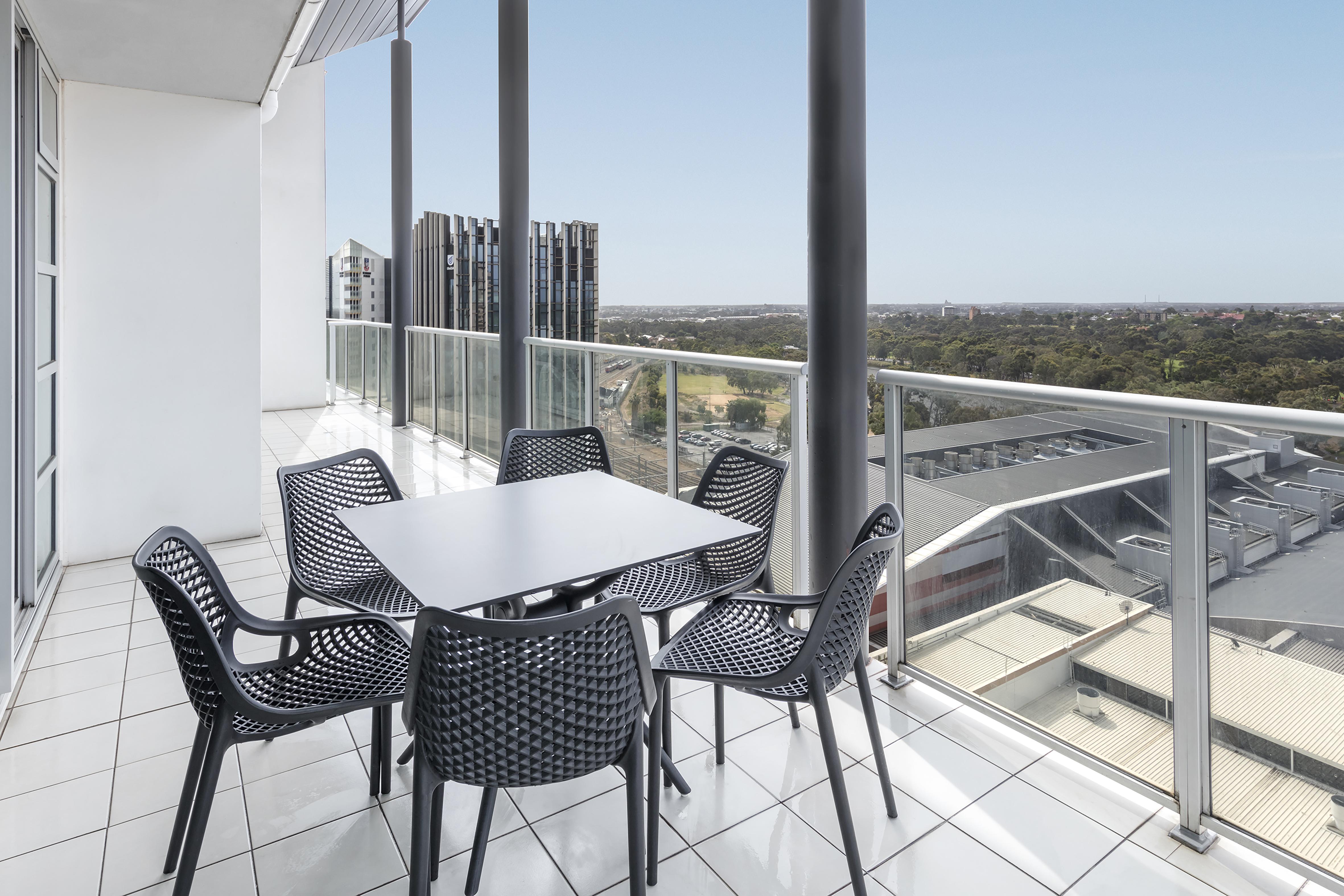 Oaks Adelaide Embassy Suites Kültér fotó